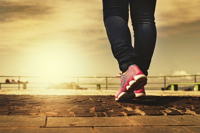 Marcher pour la santé : pourquoi marcher 30 minutes par jour ?